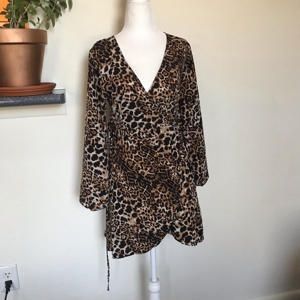 Reverse Leopard Print Wrap Dress - Picture 10 of 12